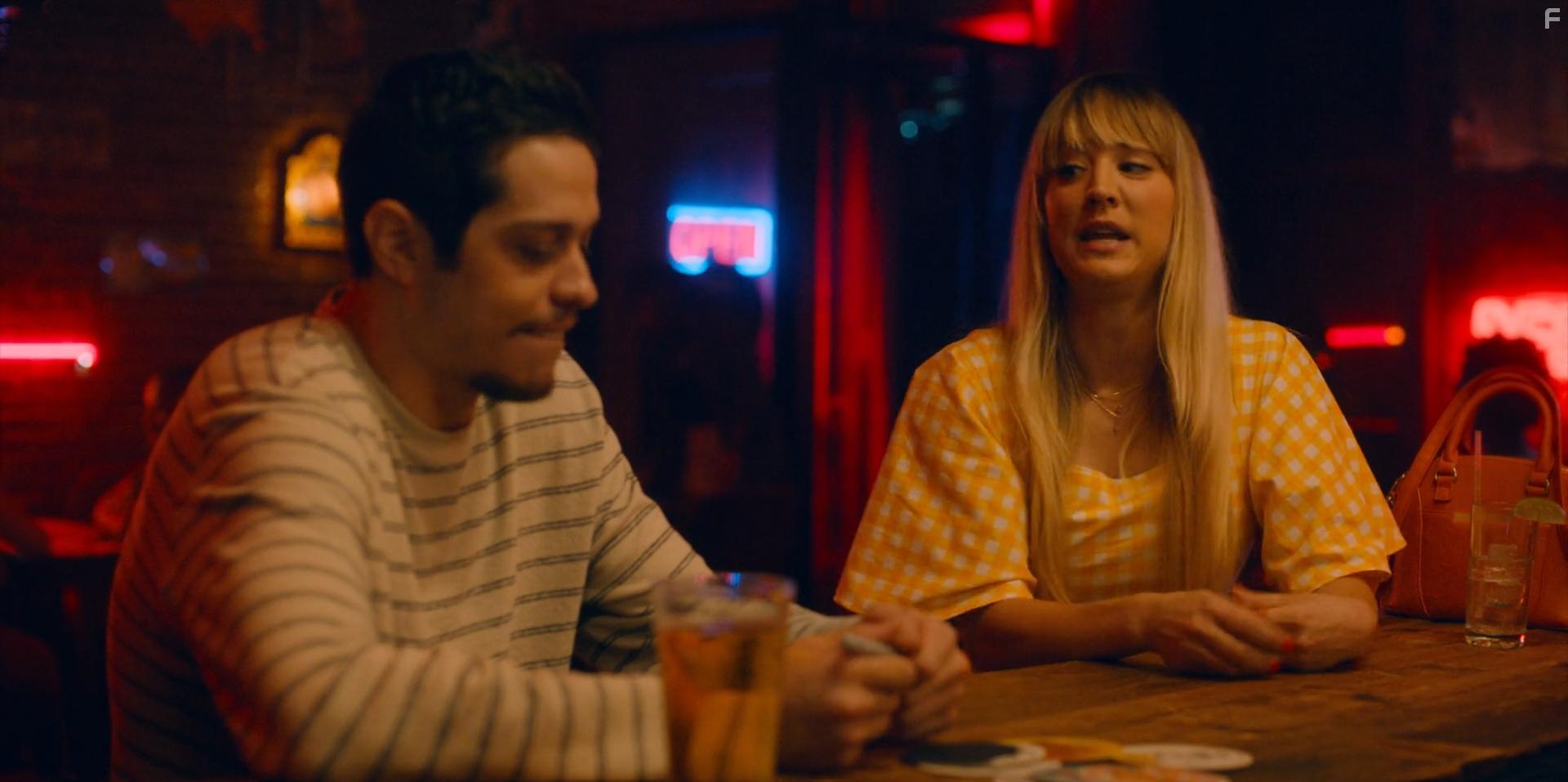 Kaley Cuoco and Pete Davidson in Meet Cute (2022)