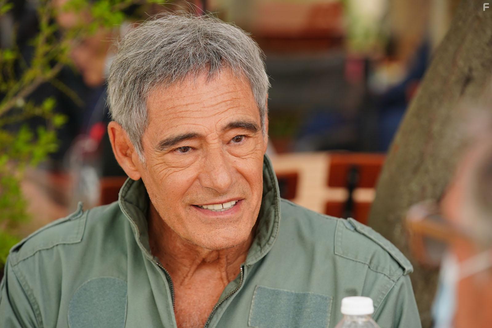 Grard Lanvin in J'adore ce que vous faites (2022)