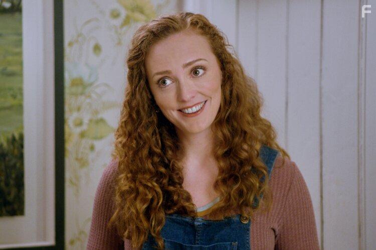 Kathryn McKiernan in Love's Portrait (2022)