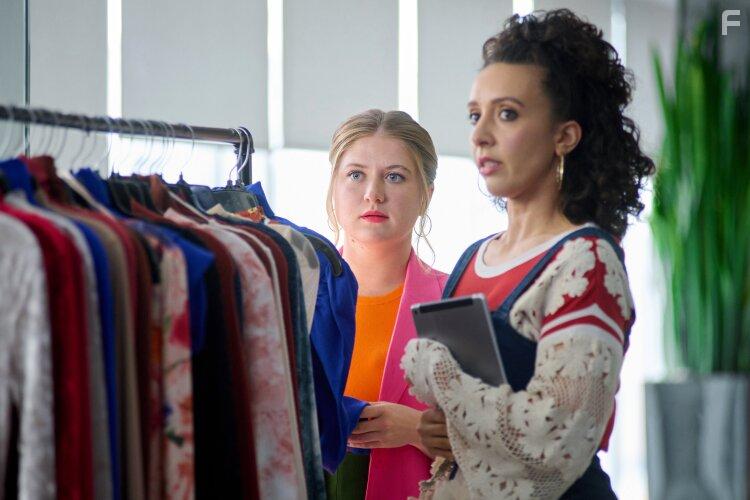 Jaicy Elliot and Connie Manfredi in Romance in Style (2022)