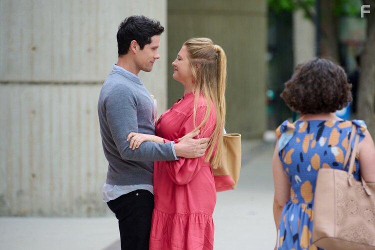 Benjamin Hollingsworth and Jaicy Elliot in Romance in Style (2022)