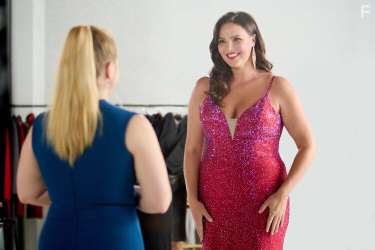 Candice Huffine and Jaicy Elliot in Romance in Style (2022)