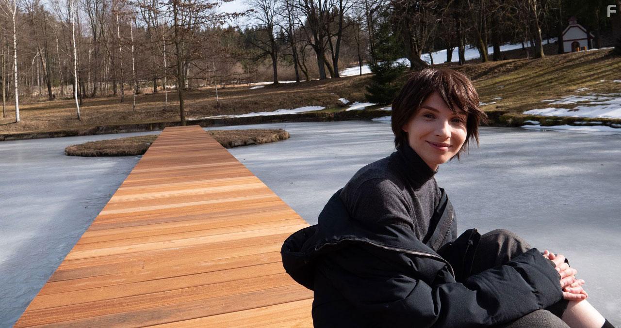 Jana Plodkov in Kurz manzelsk touhy (2021)