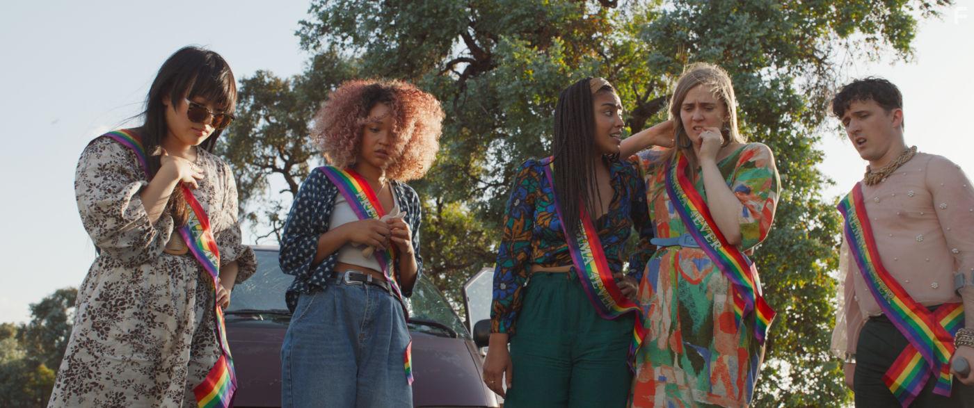 Daniel Monks, Aisha Dee, Hannah Barlow, Lucy Barrett, and Yerin Ha in Sissy (2022)
