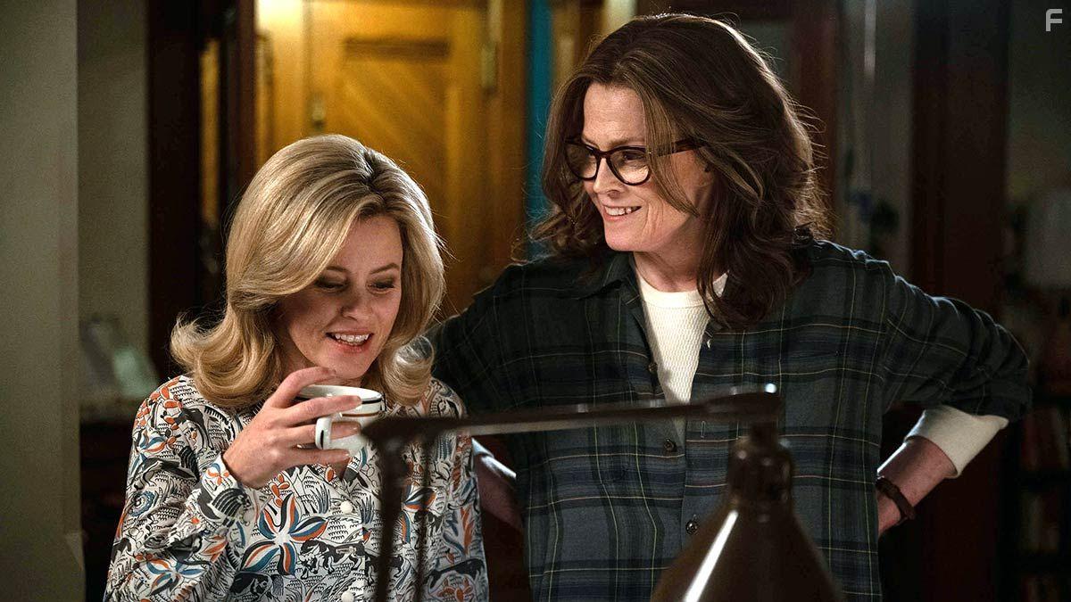 Sigourney Weaver and Elizabeth Banks in Call Jane (2022)