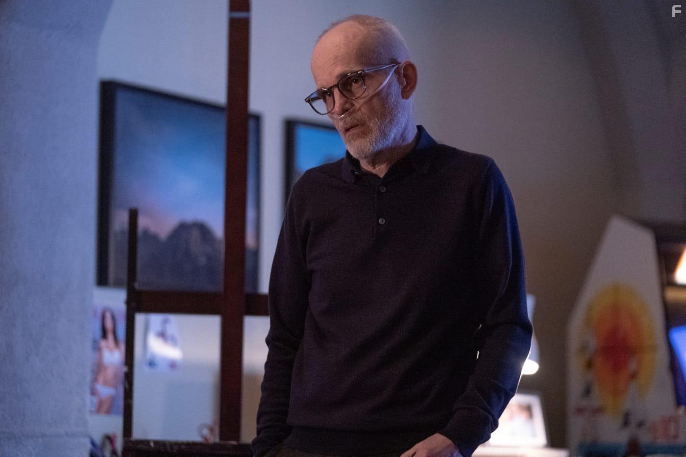 Zeljko Ivanek in Let the Right One In (2022)