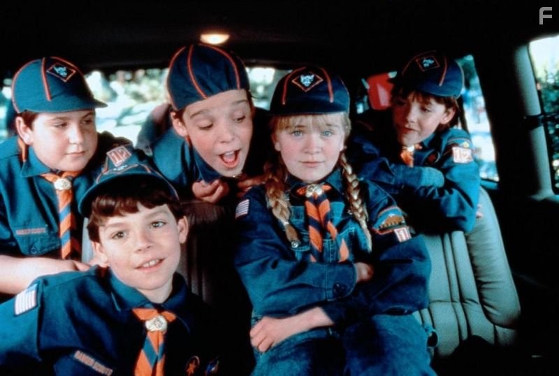 Blake Bashoff, Michael Galeota, Corey Carrier, Max Goldblatt, and Janna Michaels in Измученные походом (1995)