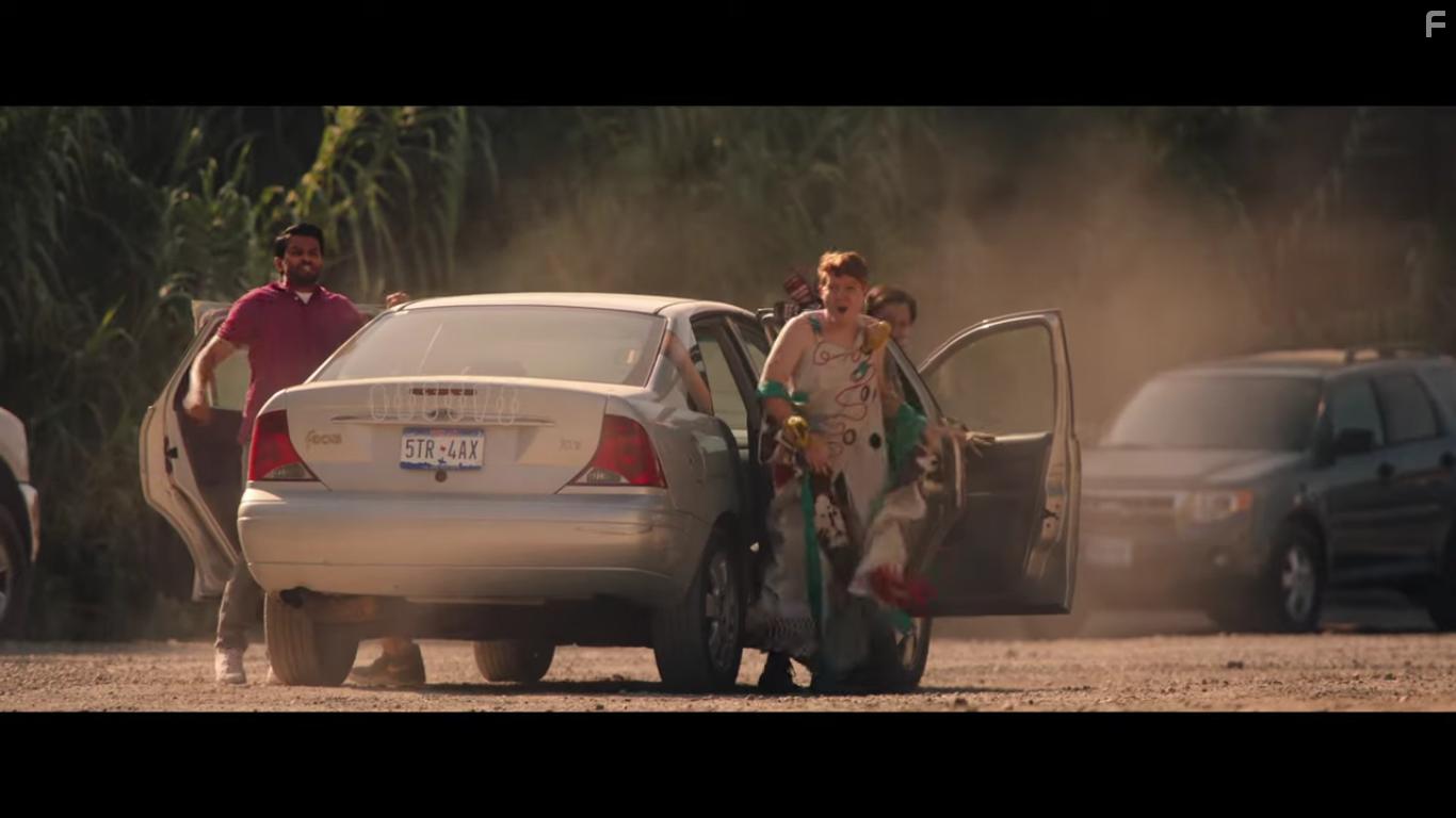 Brendan Scannell and Asif Ali in Bromates (2022)