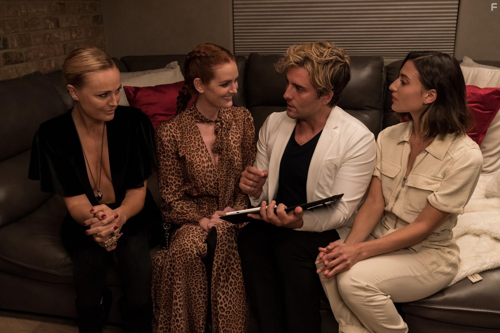 Malin Akerman, Lydia Hearst, and Ashley Reyes in Slayers (2022)