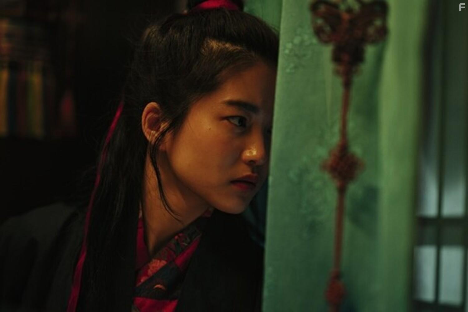 Kim Tae-ri in Oegye+in 1bu (2022)