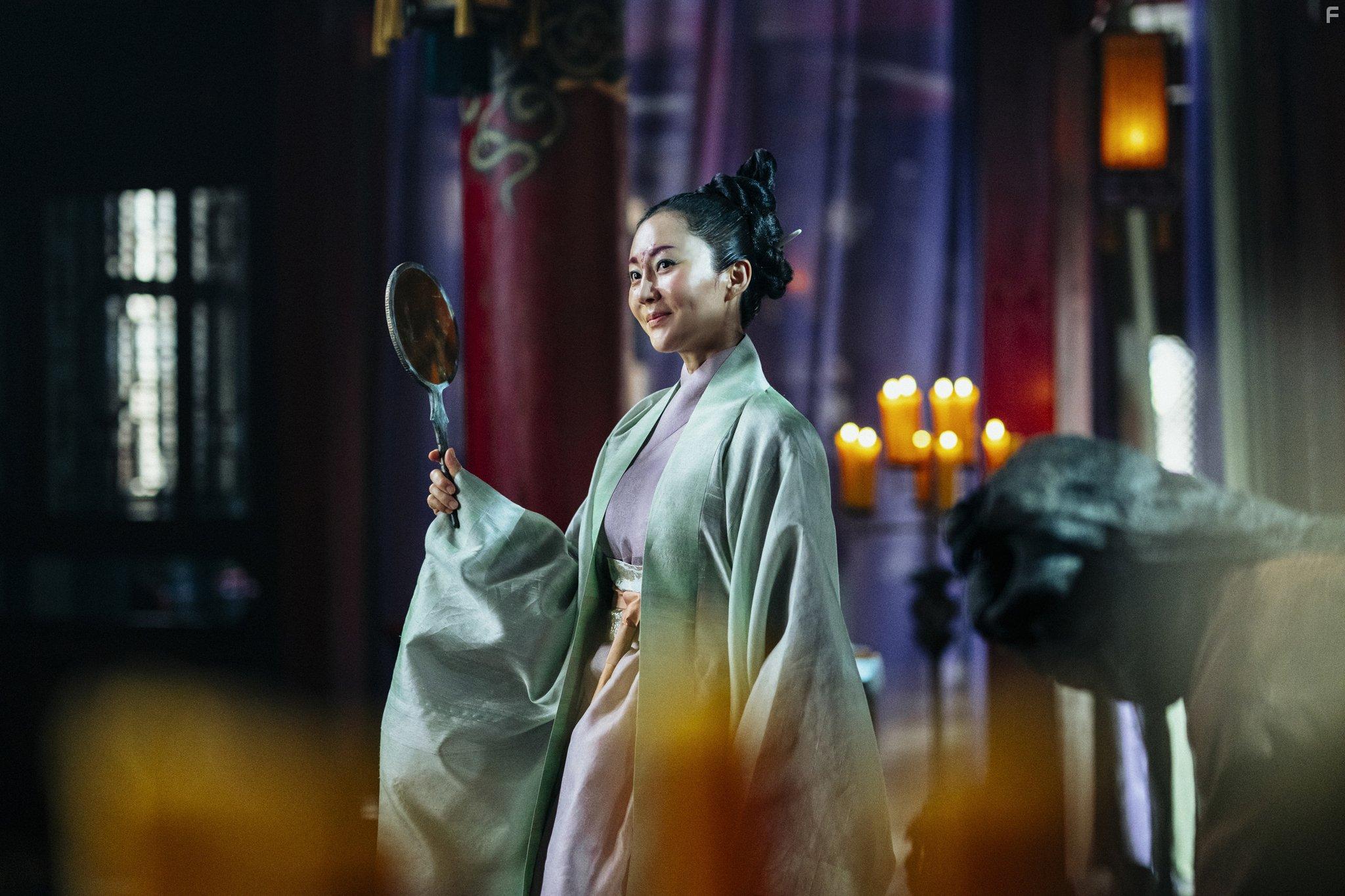 Jung-ah Yum in Oegye+in 1bu (2022)