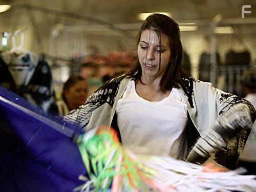 Bare Feet with Mickela Mallozzi (2014)