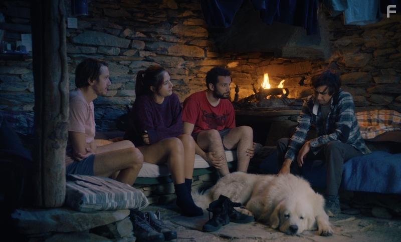 Estban, Bastien Bouillon, Iza Higelin, and William Lebghil in Debout sur la montagne (2019)
