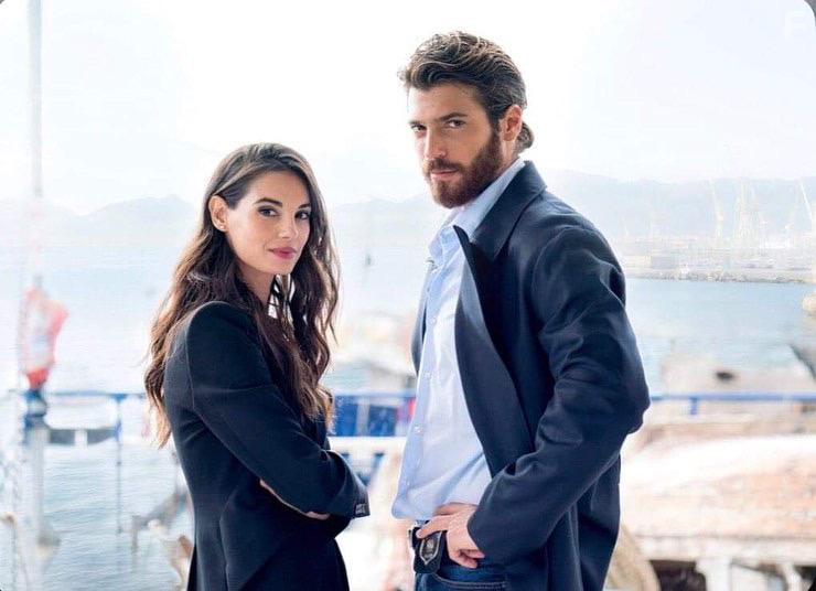 Francesca Chillemi and Can Yaman in Viola come il mare (2022)
