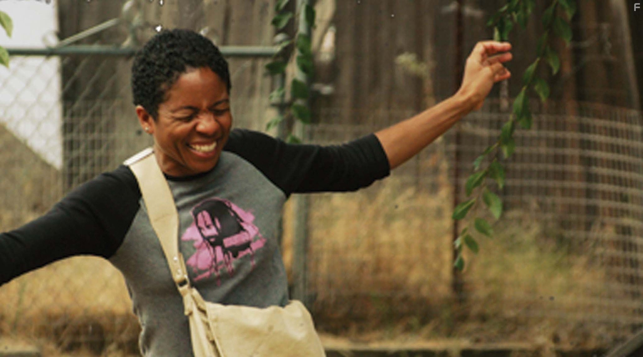 LisaGay Hamilton in Девять жизней (2005)