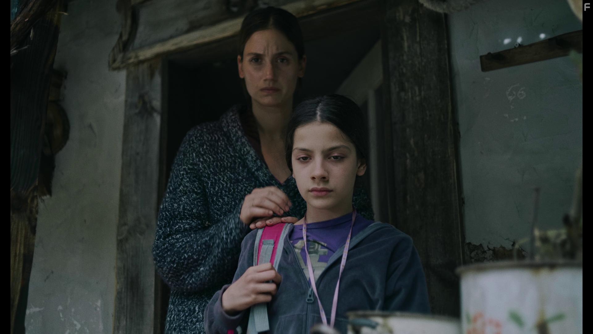 Miona Ilov and Danica Curcic in Mrak (2022)