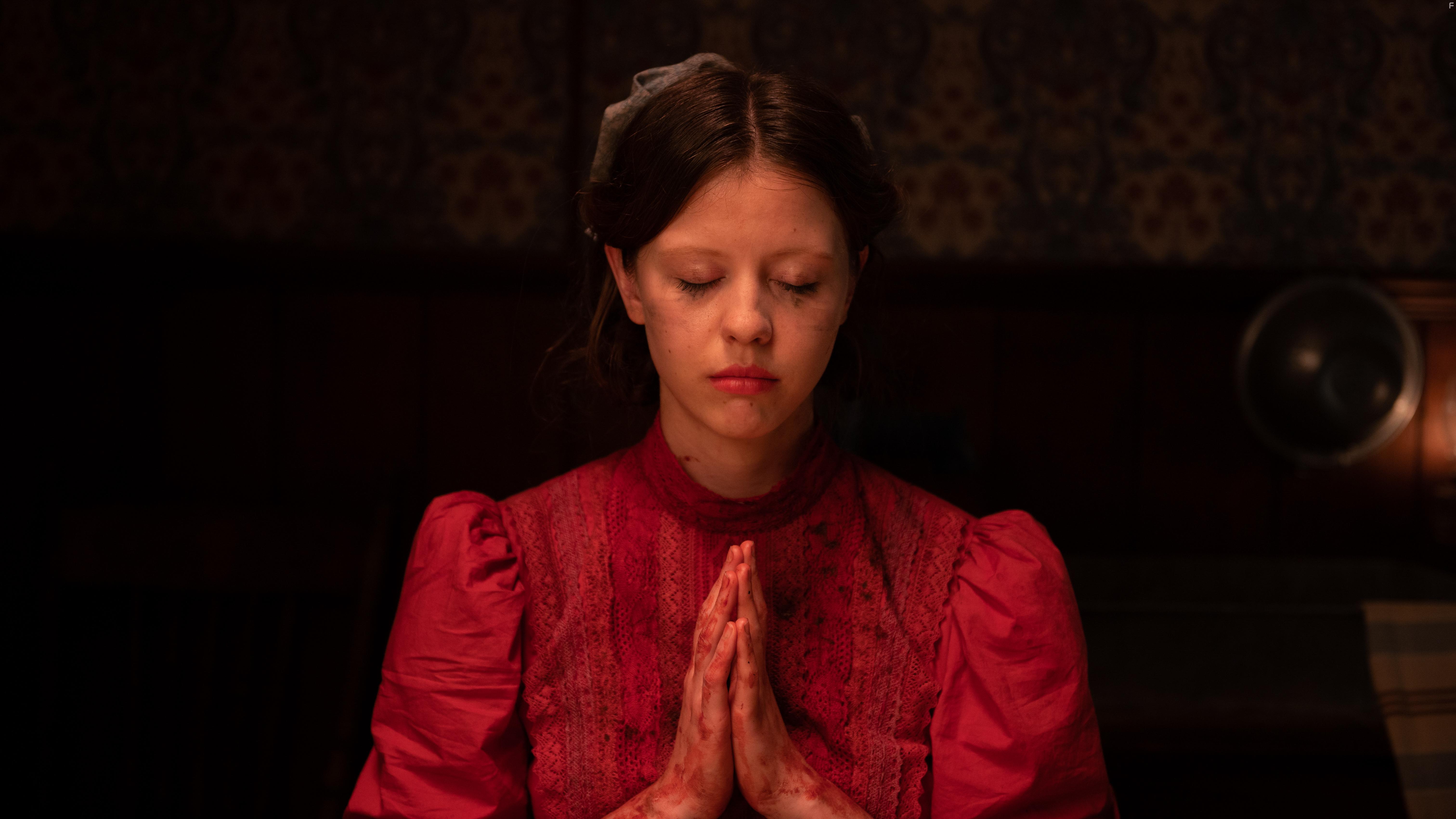 Mia Goth in Pearl (2022)