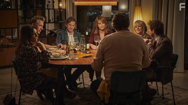 Linda de Mol, Peter Paul Muller, Ramsey Nasr, Waldemar Torenstra, Lies Visschedijk, Diederik Ebbinge, and Eva Crutzen in Alles op tafel (2021)