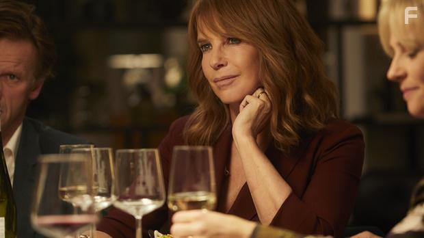 Linda de Mol and Lies Visschedijk in Alles op tafel (2021)