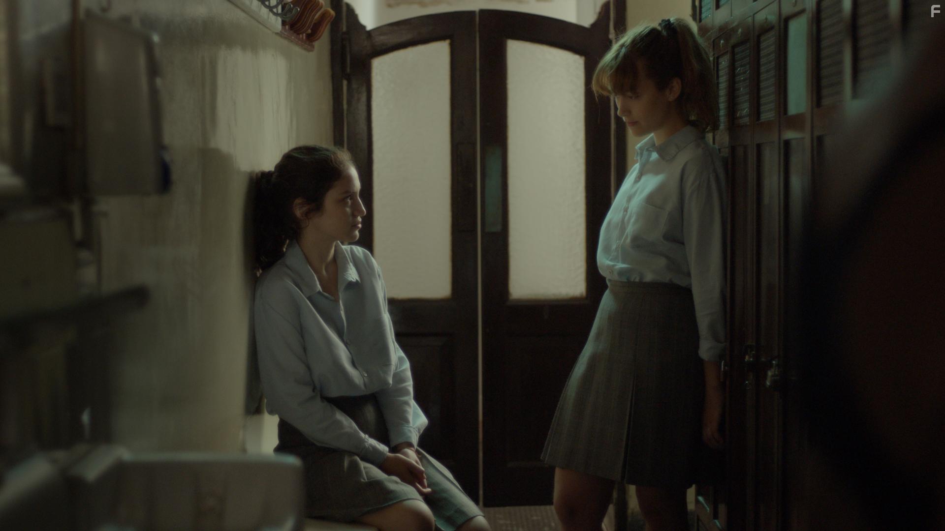 Camila saldr esta noche (2021)