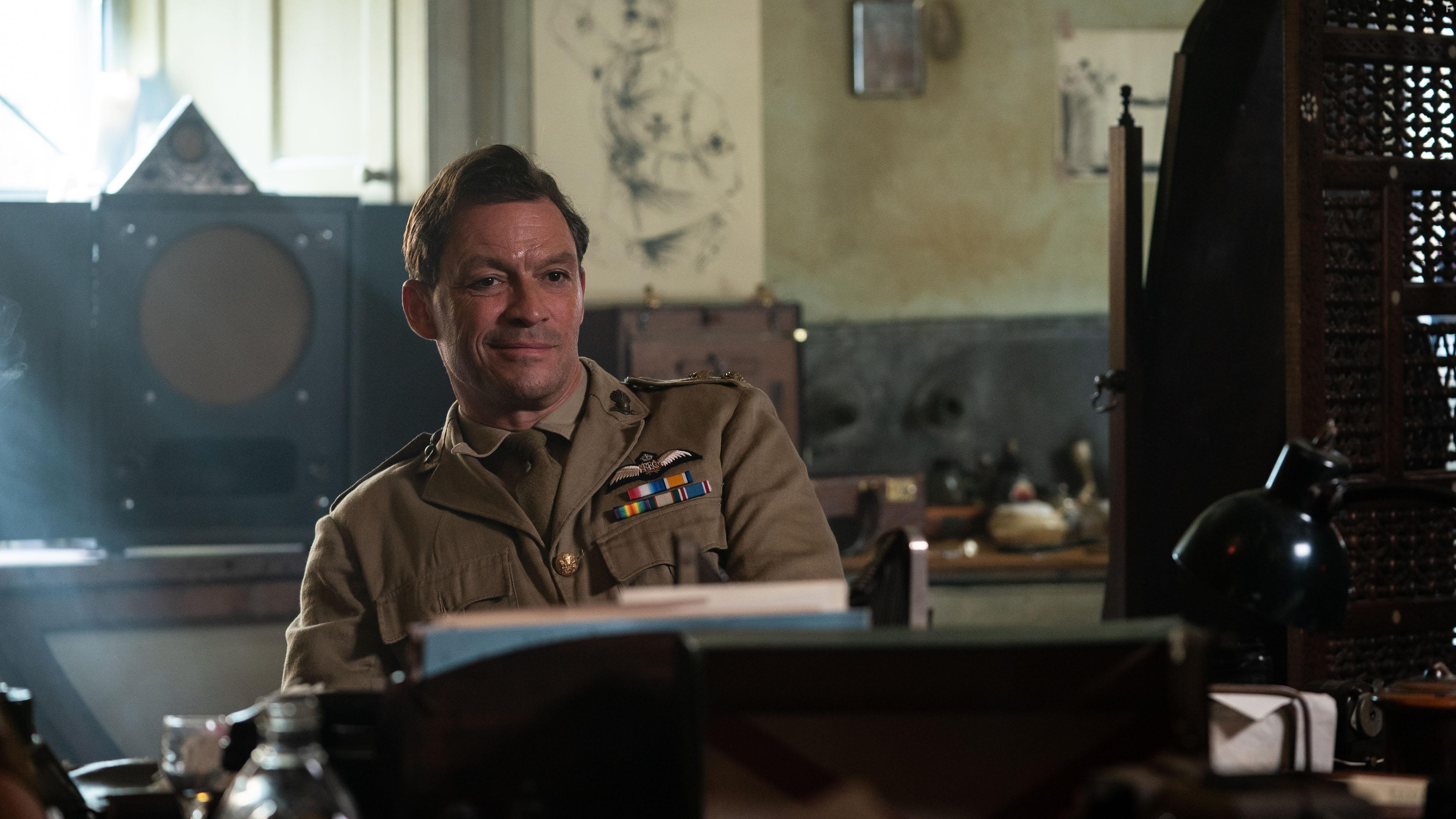 Dominic West in SAS Rogue Heroes (2022)