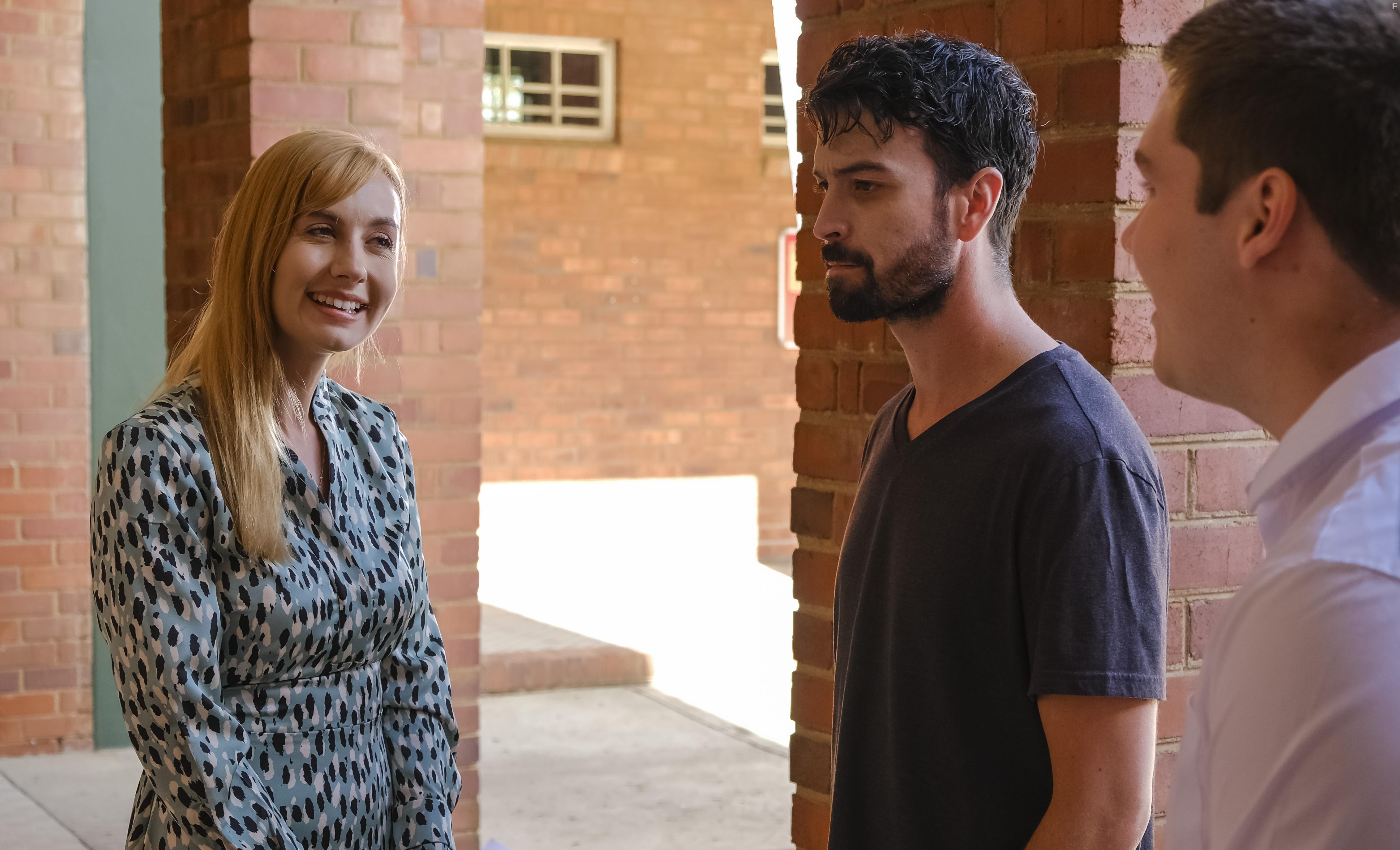 Juan de Wet, Armand Aucamp, and Greta Pietersen in Mense van die Wind (2022)