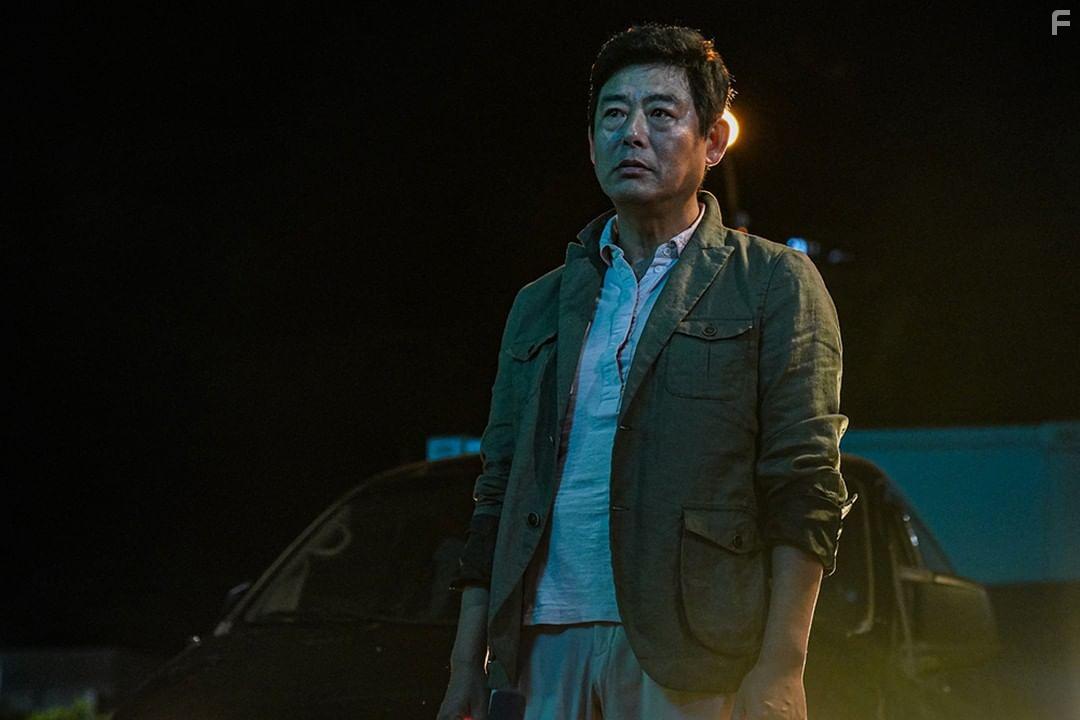 Dong-il Sung in Project Wolf Hunting (2022)