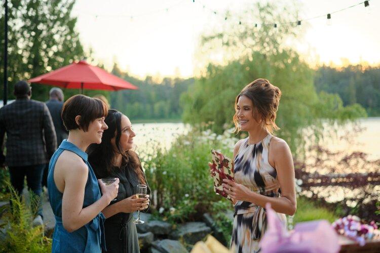 Teri Hatcher, June Laporte, and Matreya Scarrwener in Mid-Love Crisis (2022)