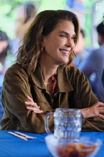 Teri Hatcher in Mid-Love Crisis (2022)