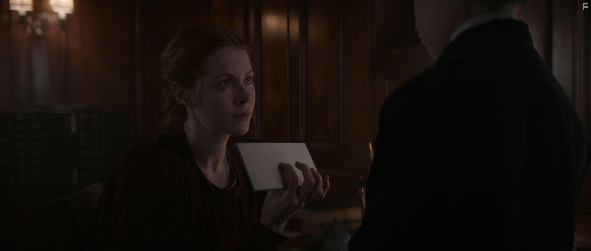 Emily Beecham in 1899 (2022)