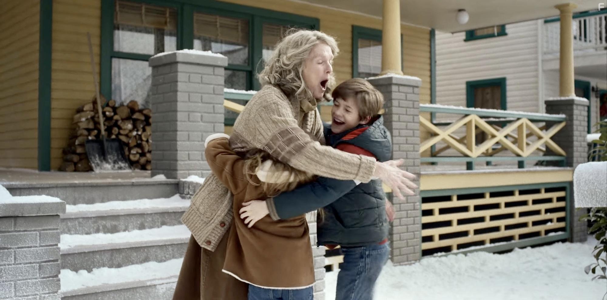 Julie Hagerty, Julianna Layne, and River Drosche in A Christmas Story Christmas (2022)