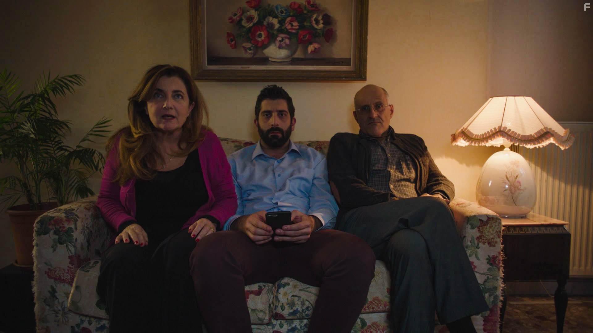Francesca Reggiani, Paolo Triestino, and Luca Vecchi in Nel bagno delle donne (2020)