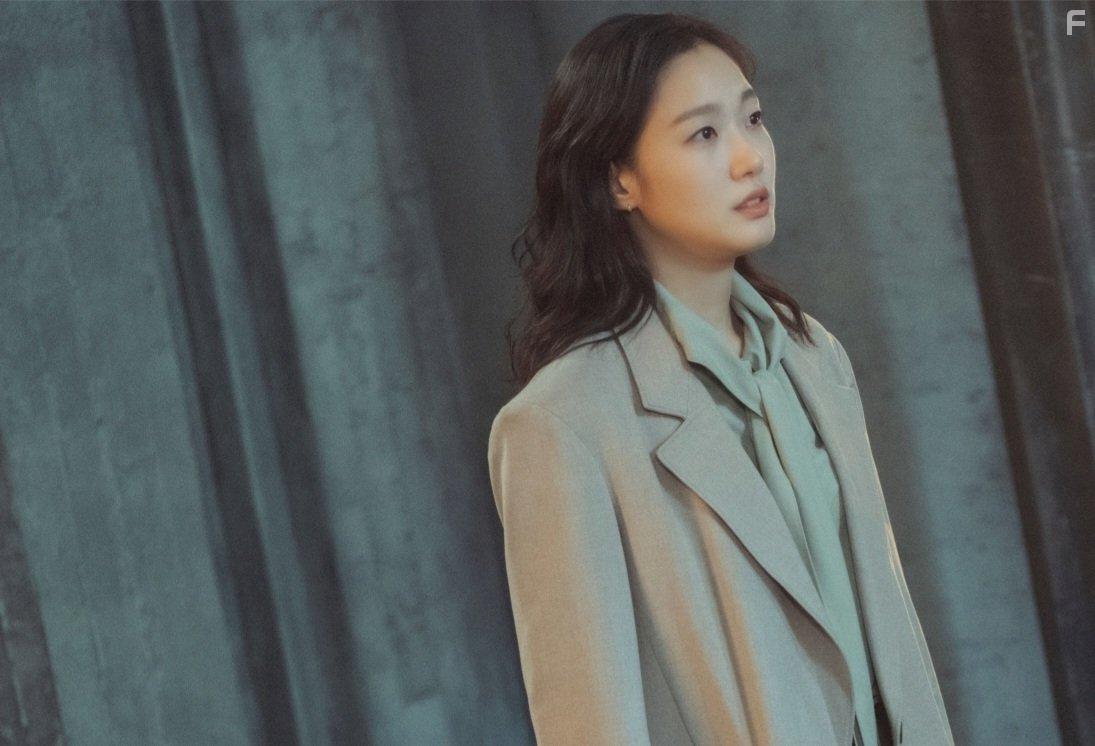 Kim Go-eun in Little Women (2022)