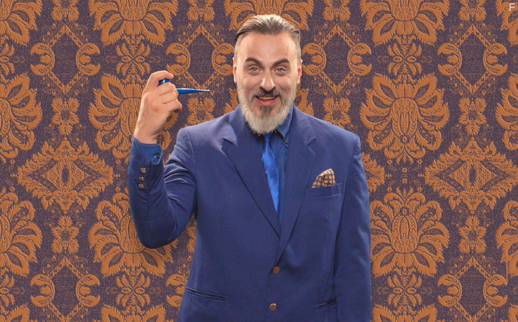 Massimiliano Vado in Alice and the Land That Wonders (2020)