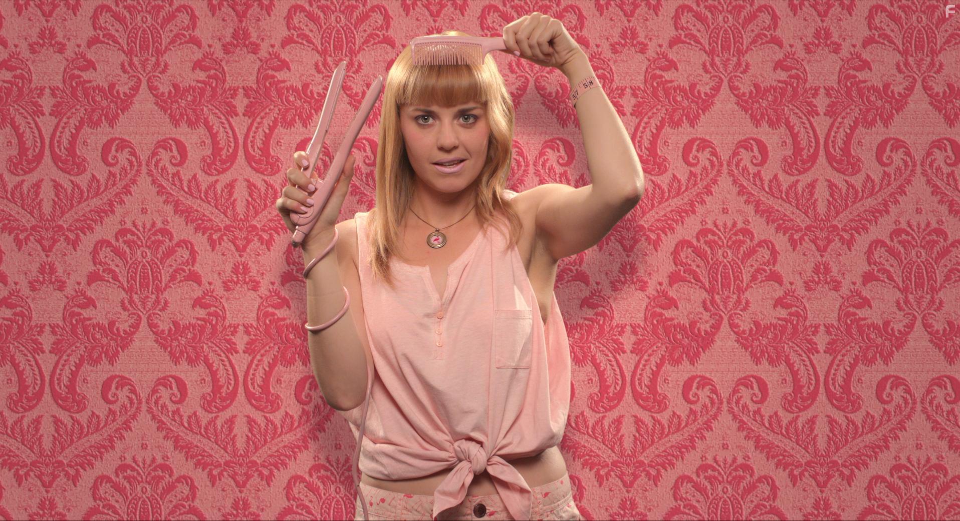 Martina Badiluzzi in Alice and the Land That Wonders (2020)