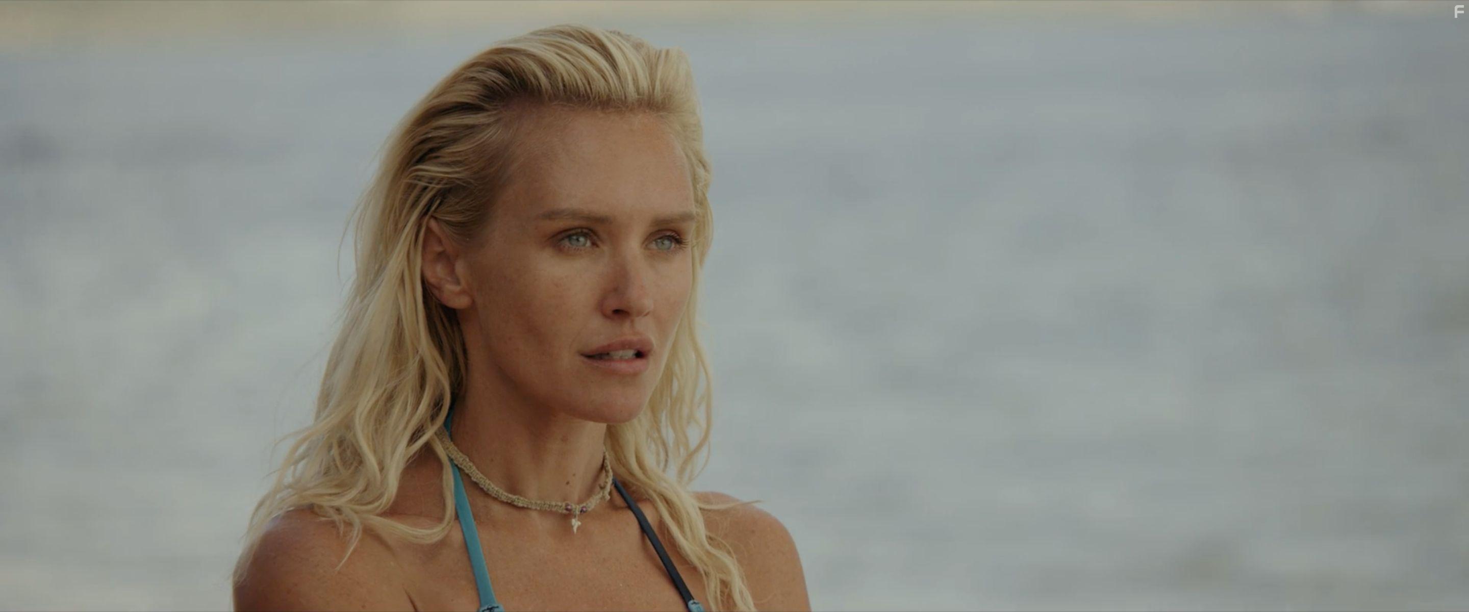 Nicky Whelan in Maneater (2022)
