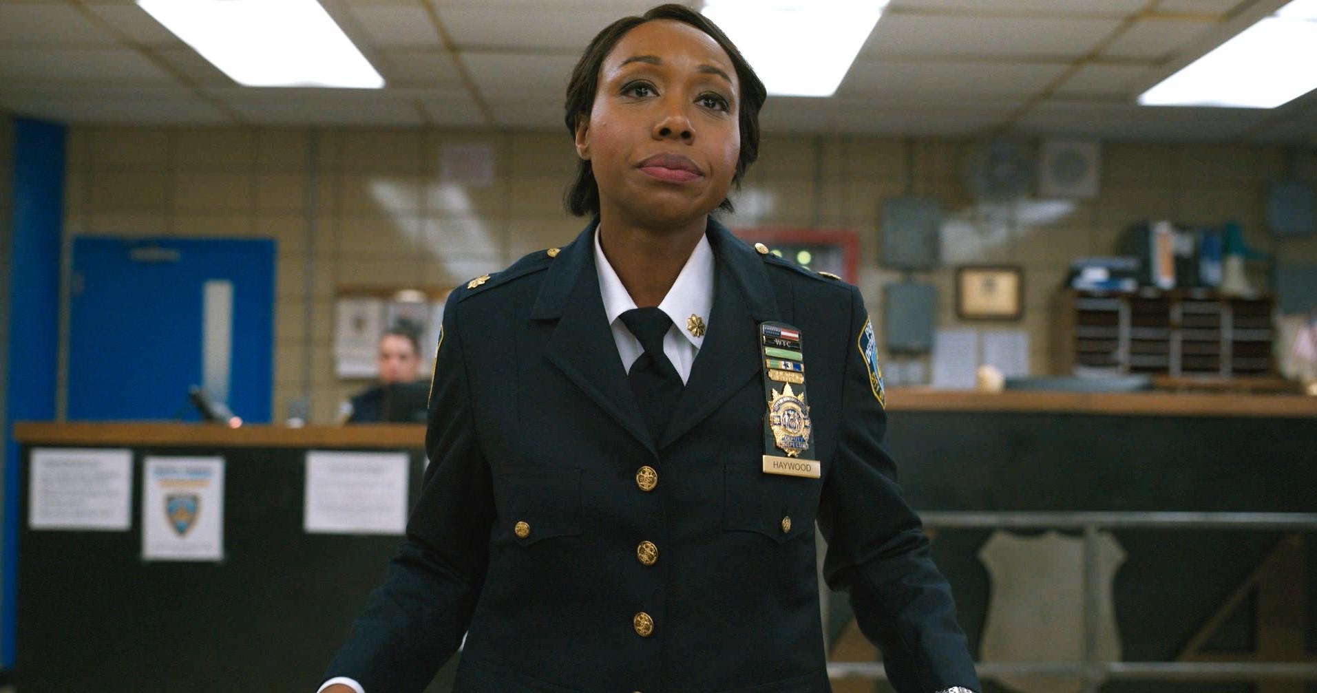 Amanda Warren in East New York (2022)