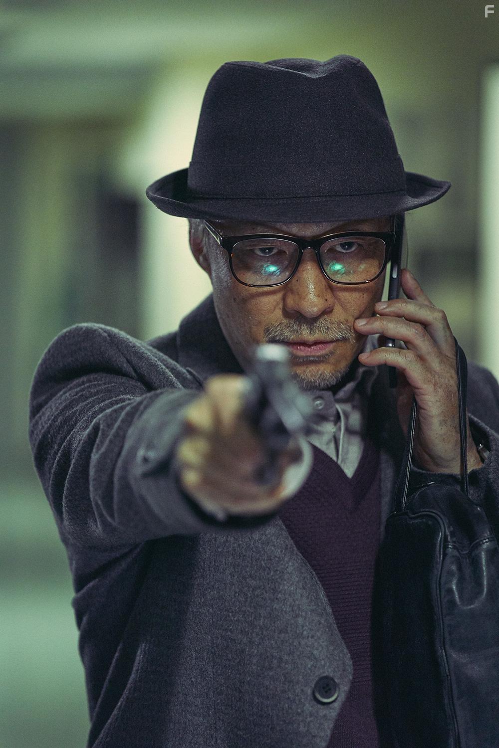 Lee Sung-min in Remember (2022)