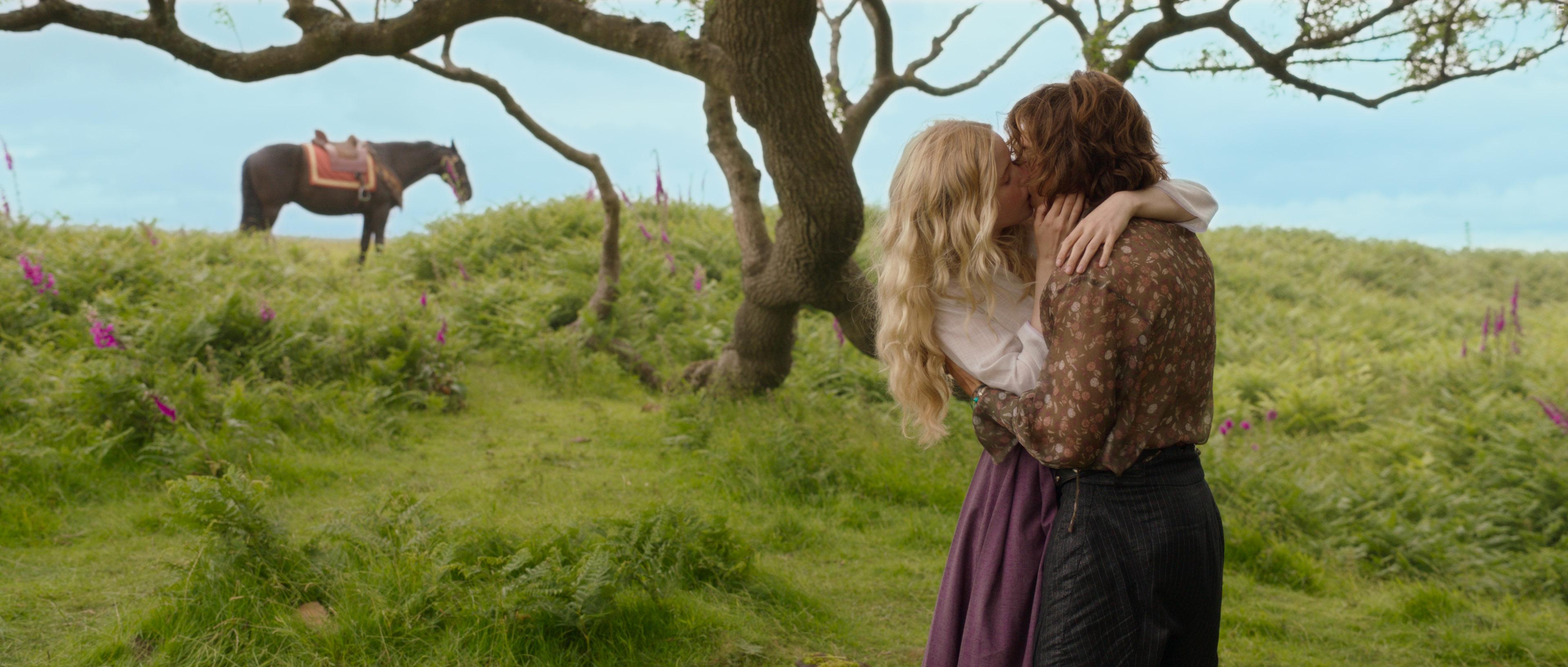 Ellie Bamber and Dempsey Bryk in Willow (2022)