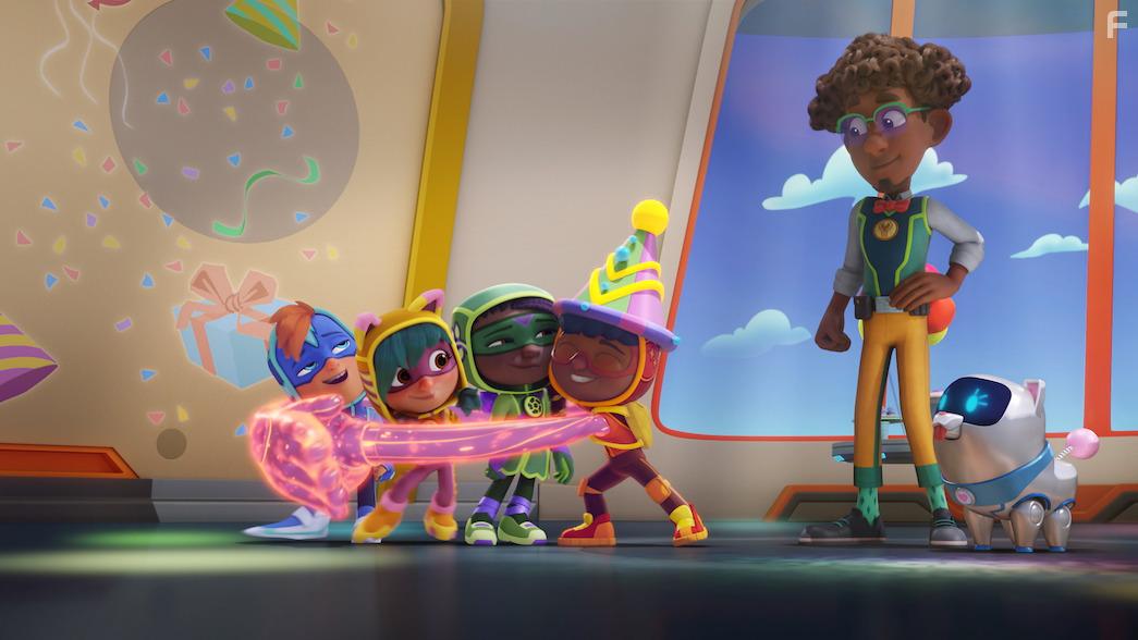 Nevin Kar, Julieta Cortes, Giancarlo Sabogal, Sydney Thomas, and Oscar Daniel Reyez in Action Pack (2022)