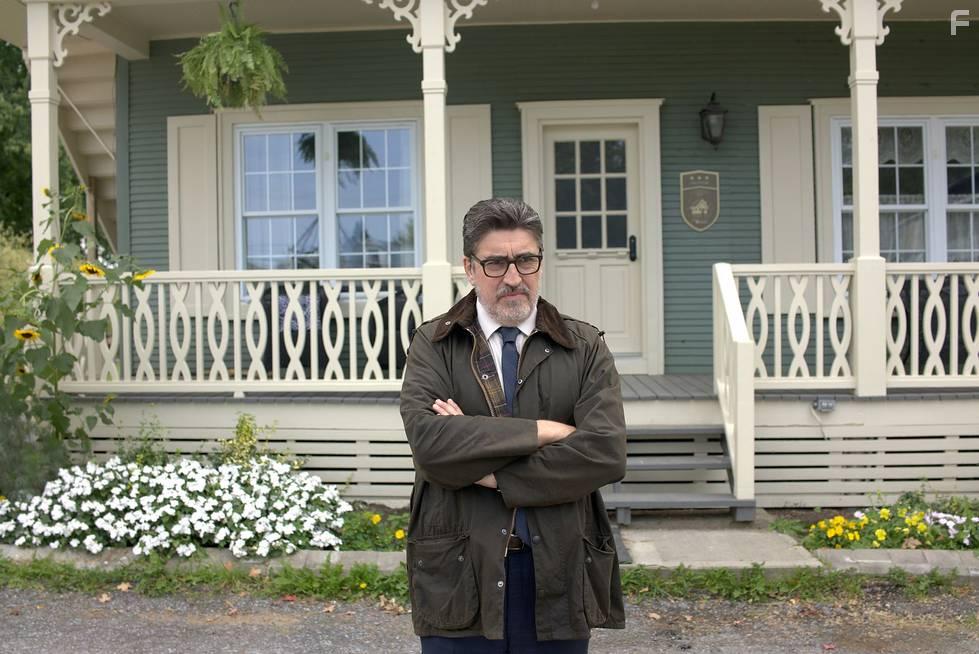 Alfred Molina in Three Pines (2022)