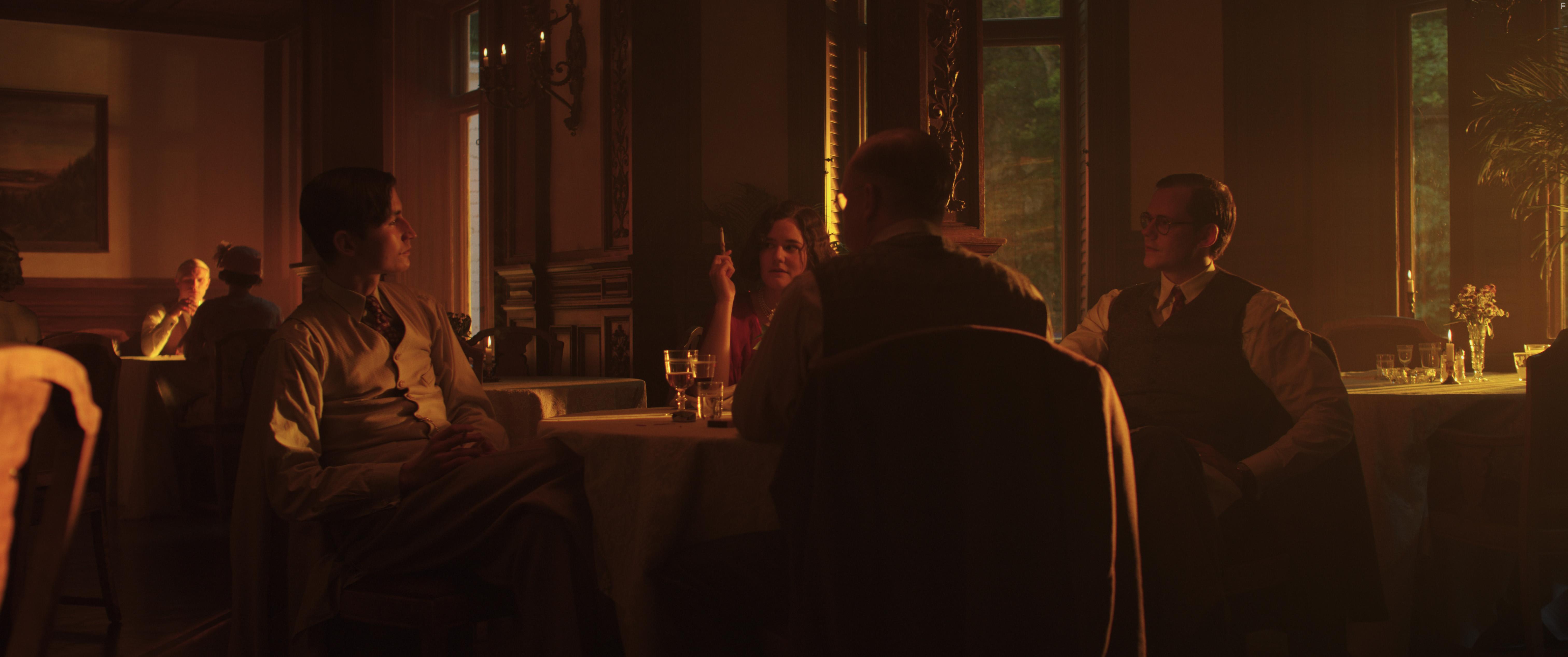 Bill Skarsgrd, Asta Kamma August, and Gustav Lindh in Brnn alla mina brev (2022)