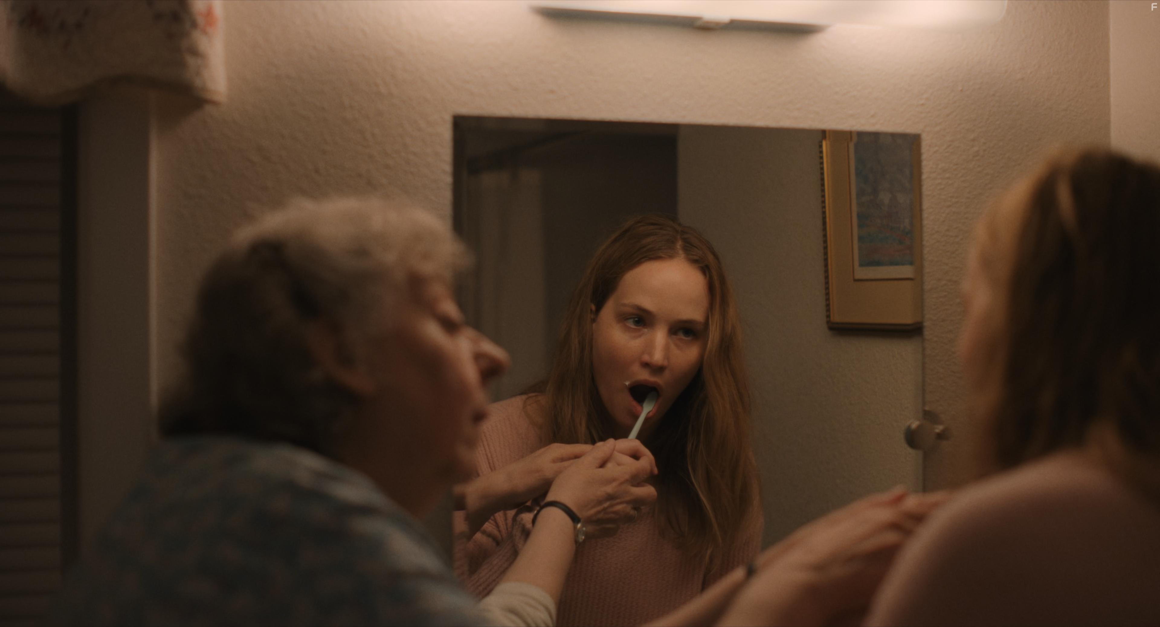 Jayne Houdyshell and Jennifer Lawrence in Causeway (2022)