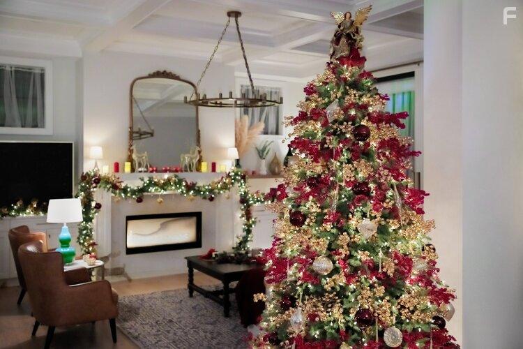 Inventing the Christmas Prince (2022)