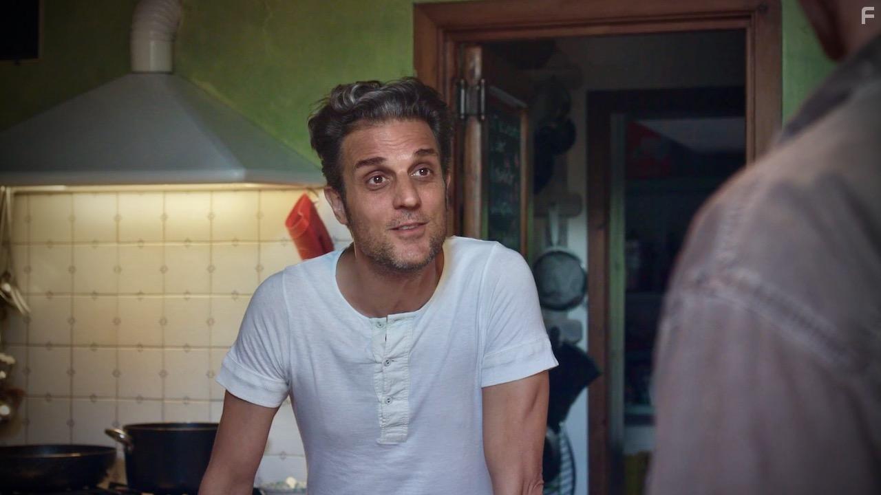 Ettore Nicoletti in Busman's Holiday (2020)