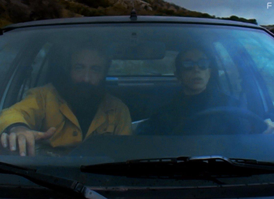 Antonis Tsiotsiopoulos and Elena Topalidou in Magnitika pedia (2021)