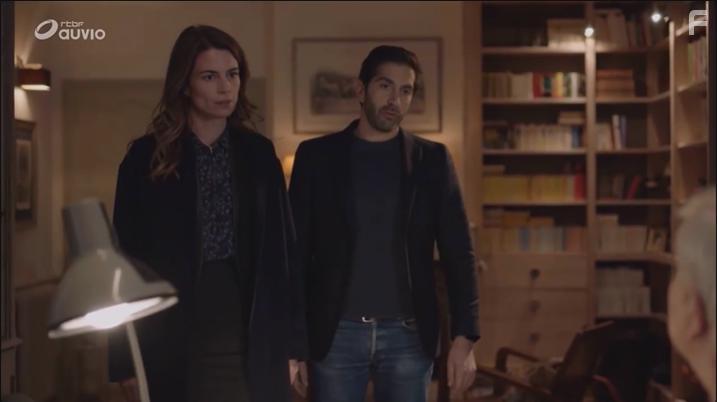 Mathieu Delarive and Juliette Chne in Le prix de la trahison (2022)