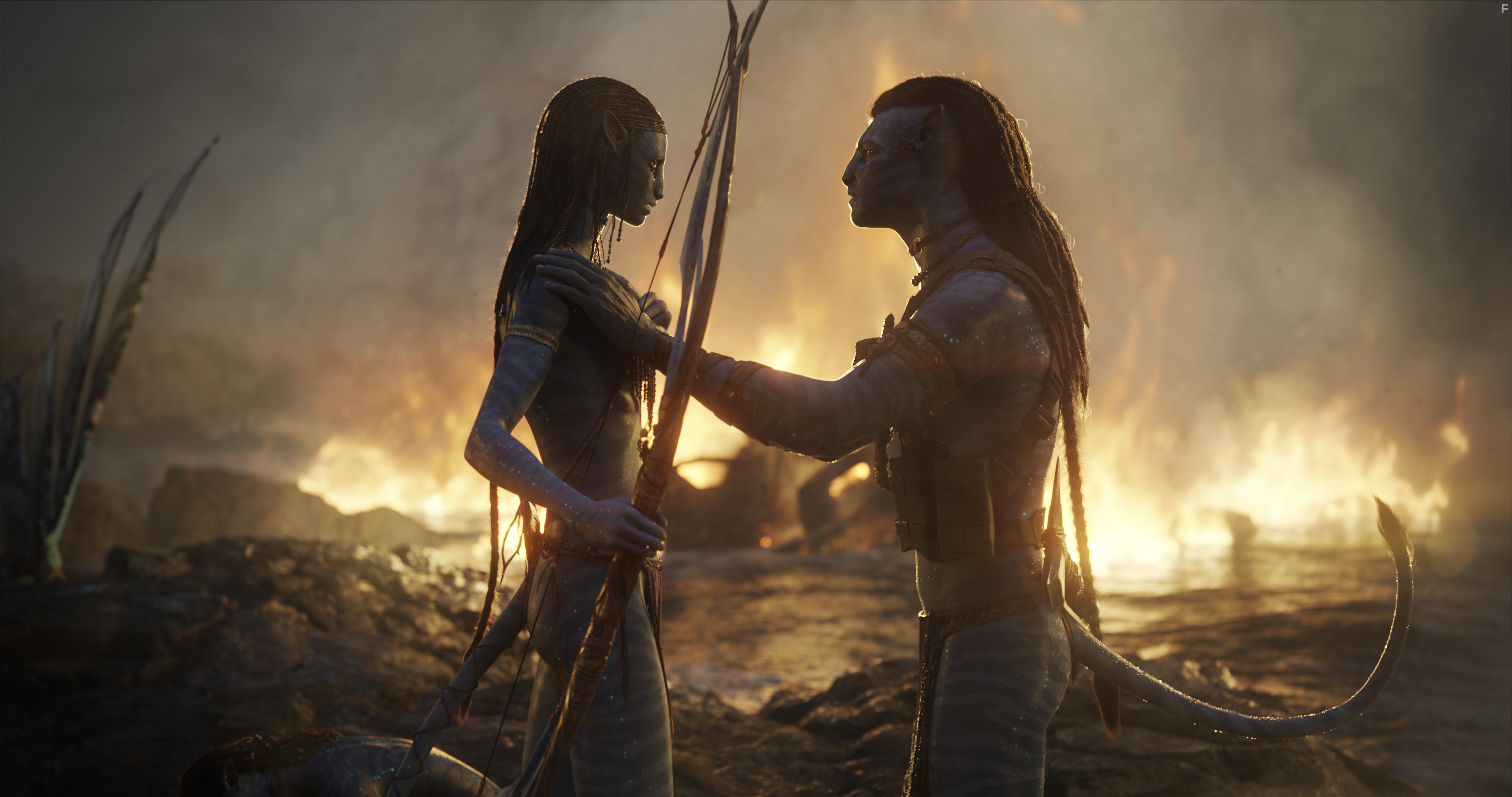 Zoe Saldana and Sam Worthington in Avatar: The Way of Water (2022)