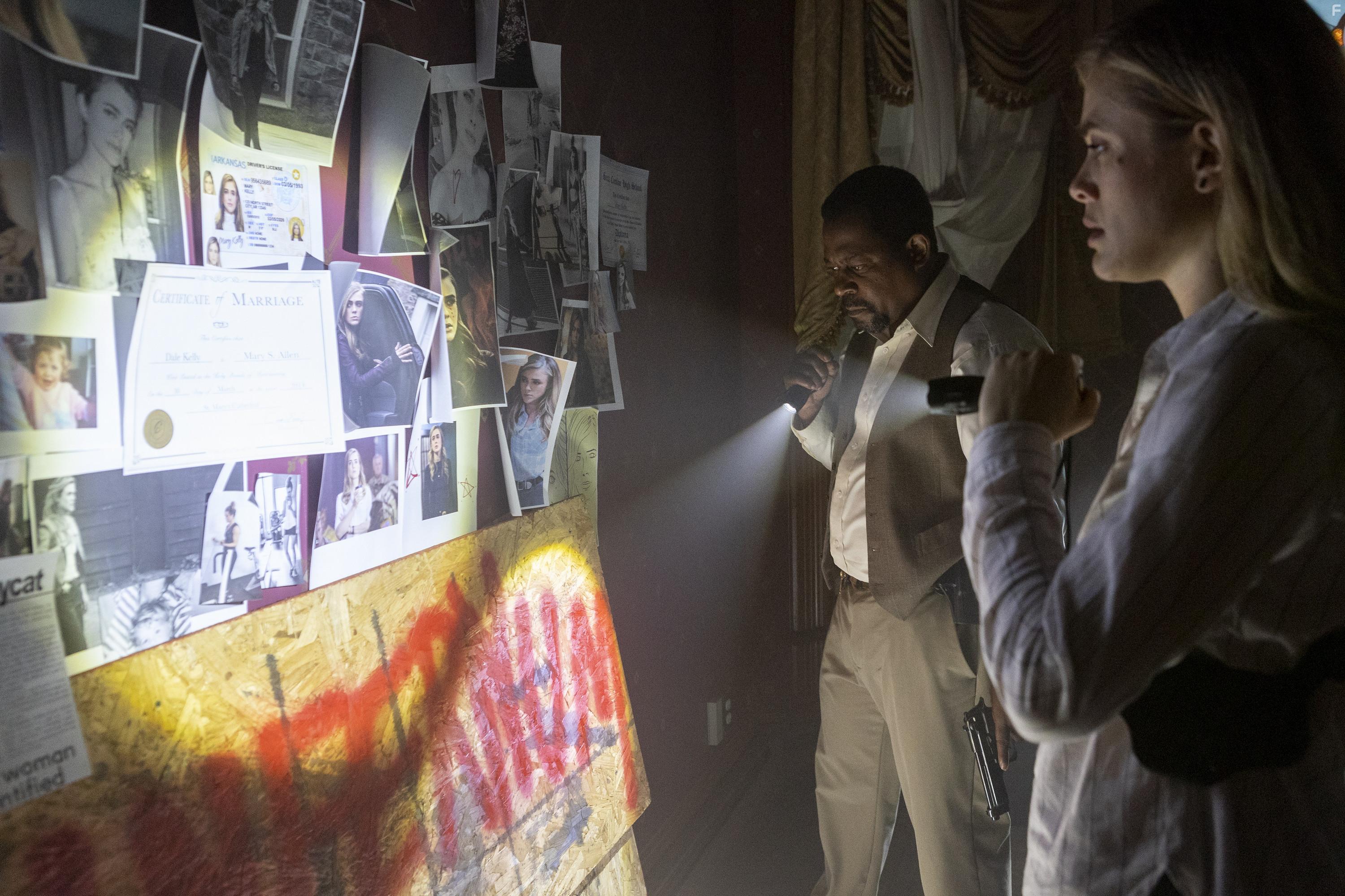 Martin Lawrence and Melissa Roxburgh in Mindcage (2022)