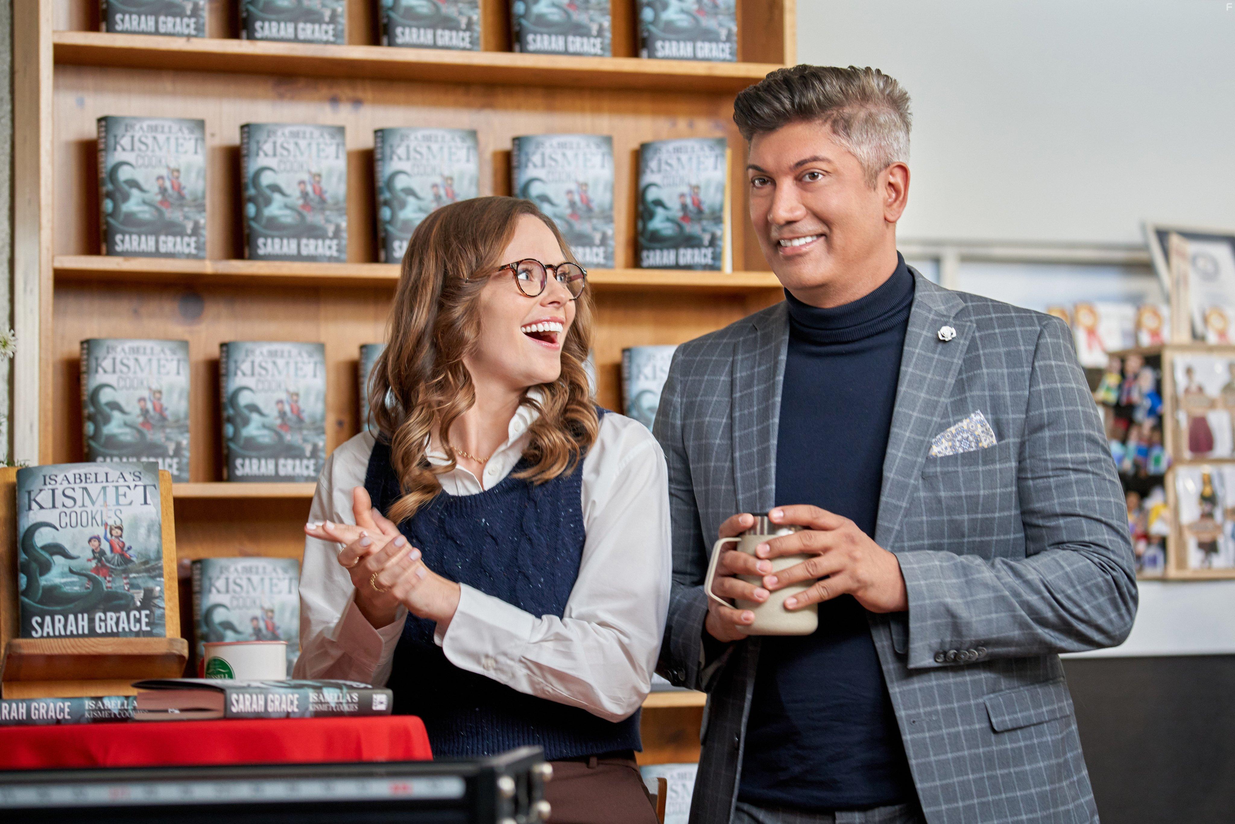 Zahf Paroo and Sarah Ramos in A Kismet Christmas (2022)